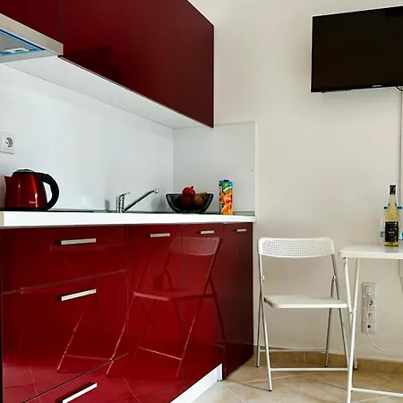 Apartello Modern In Downpark Apartment
